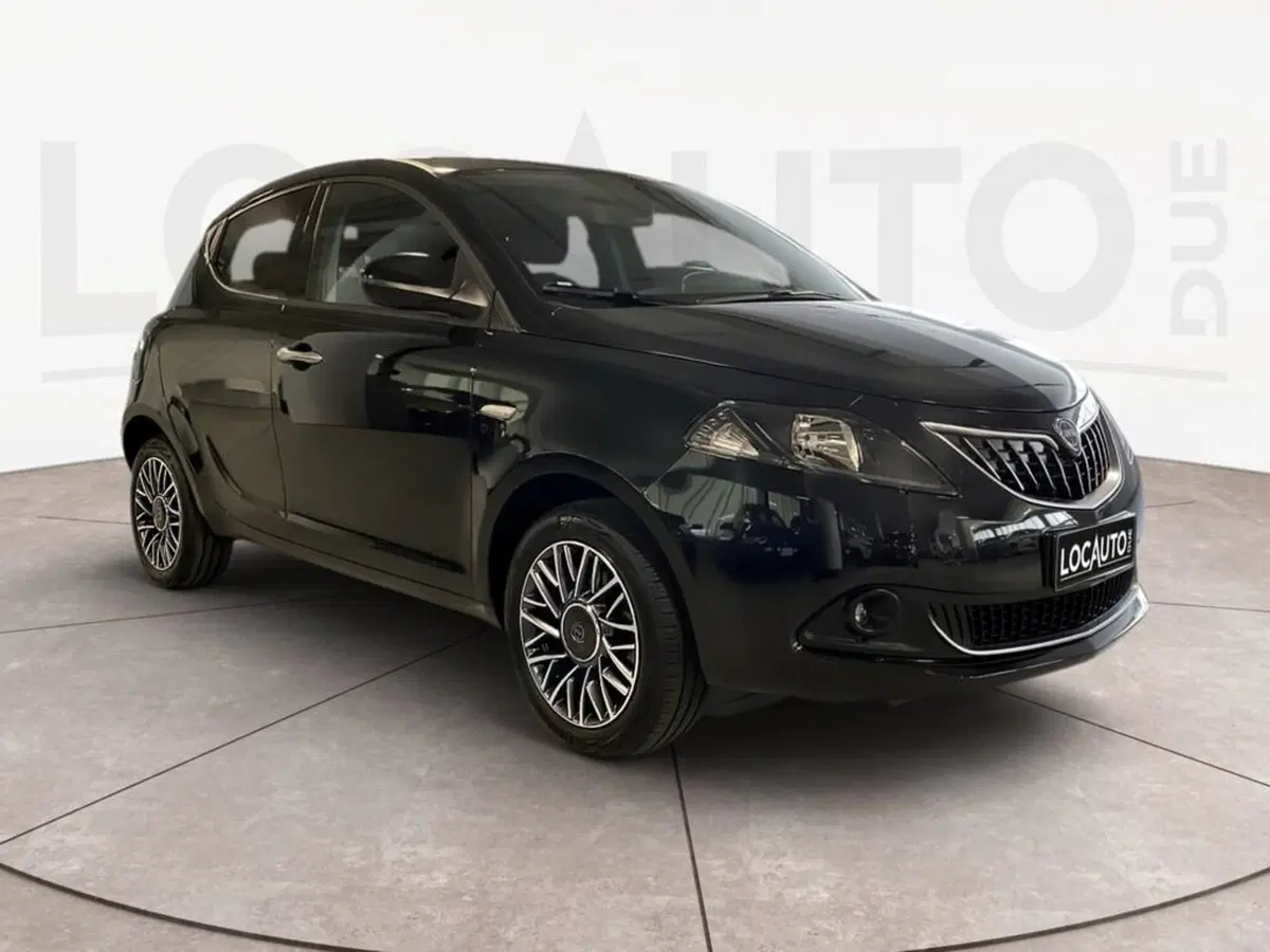 Lancia Ypsilon usata a Torino (3)