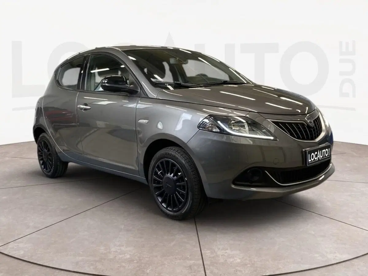 Lancia Ypsilon usata a Torino (3)
