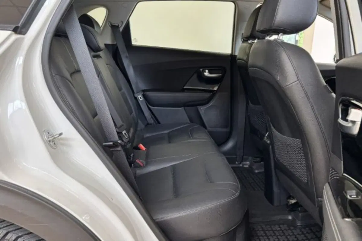 Kia Niro usata a Latina (10)