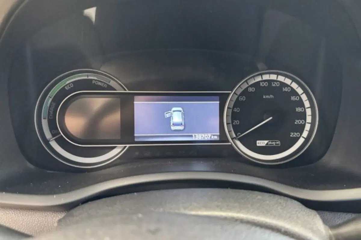 Kia Niro usata a Latina (13)
