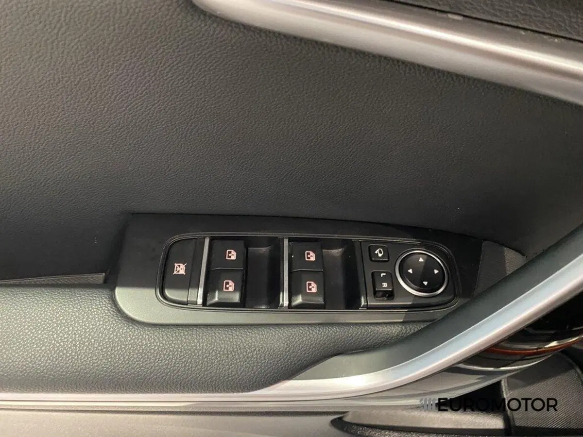 Kia XCeed usata a Bari (12)
