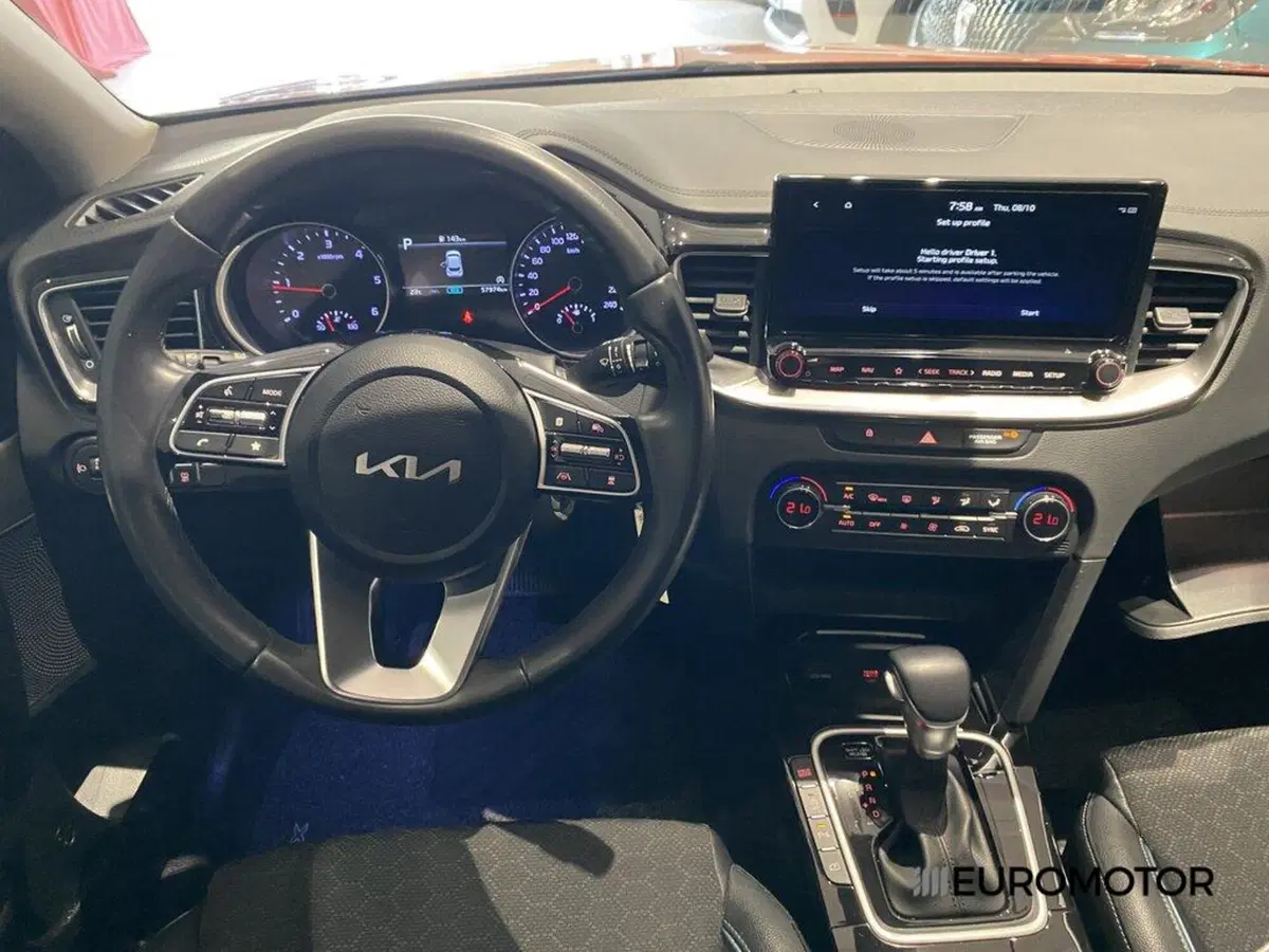 Kia XCeed usata a Bari (14)