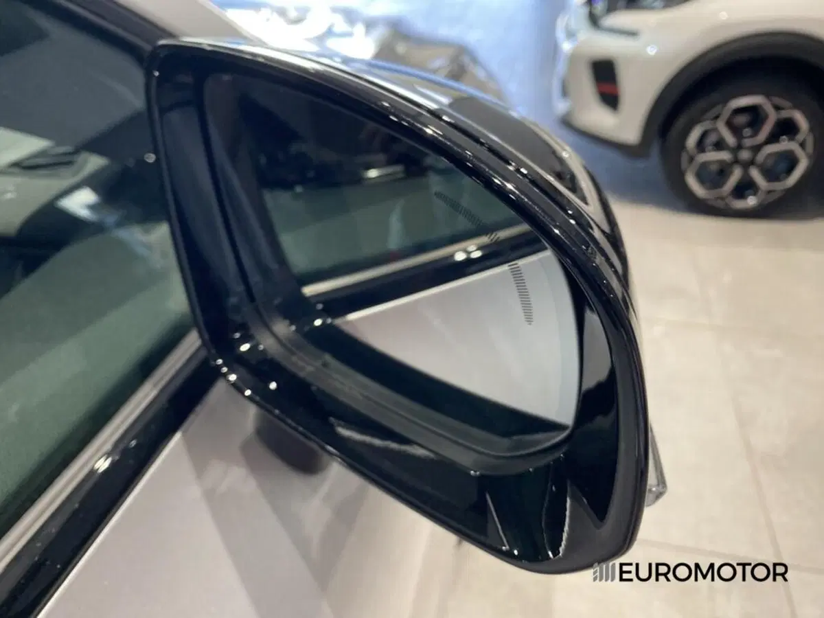Volvo XC60 usata a Bari (11)