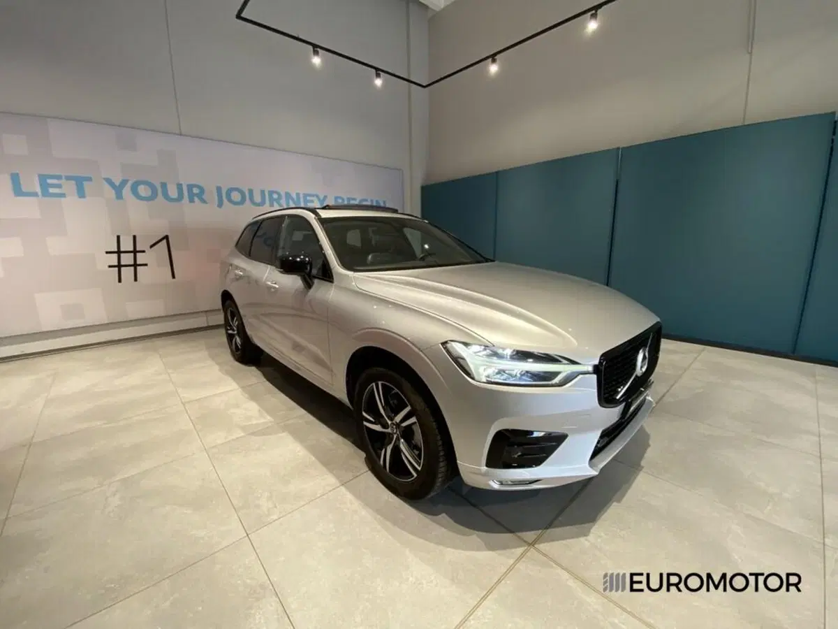 Volvo XC60 usata a Bari (4)
