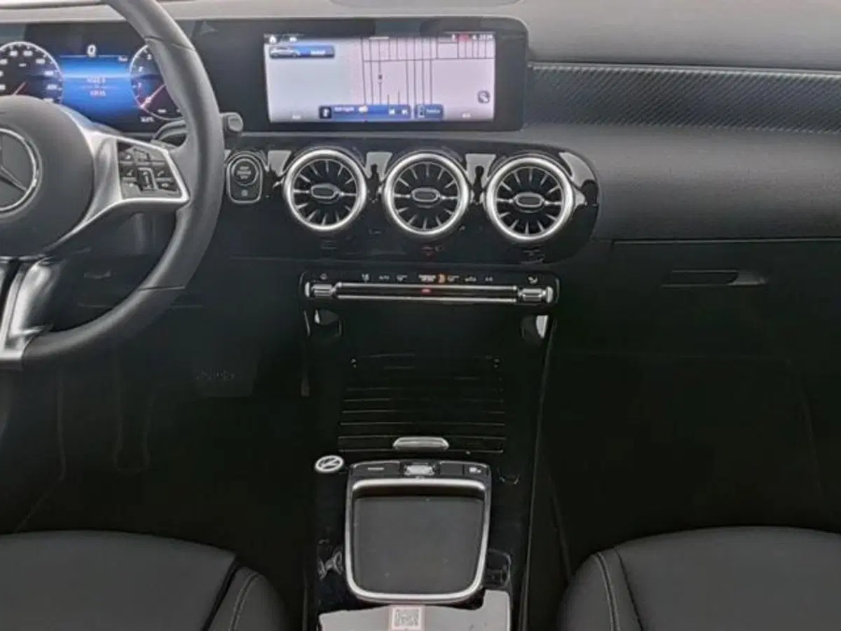 Mercedes-Benz Classe A usata a Milano (5)