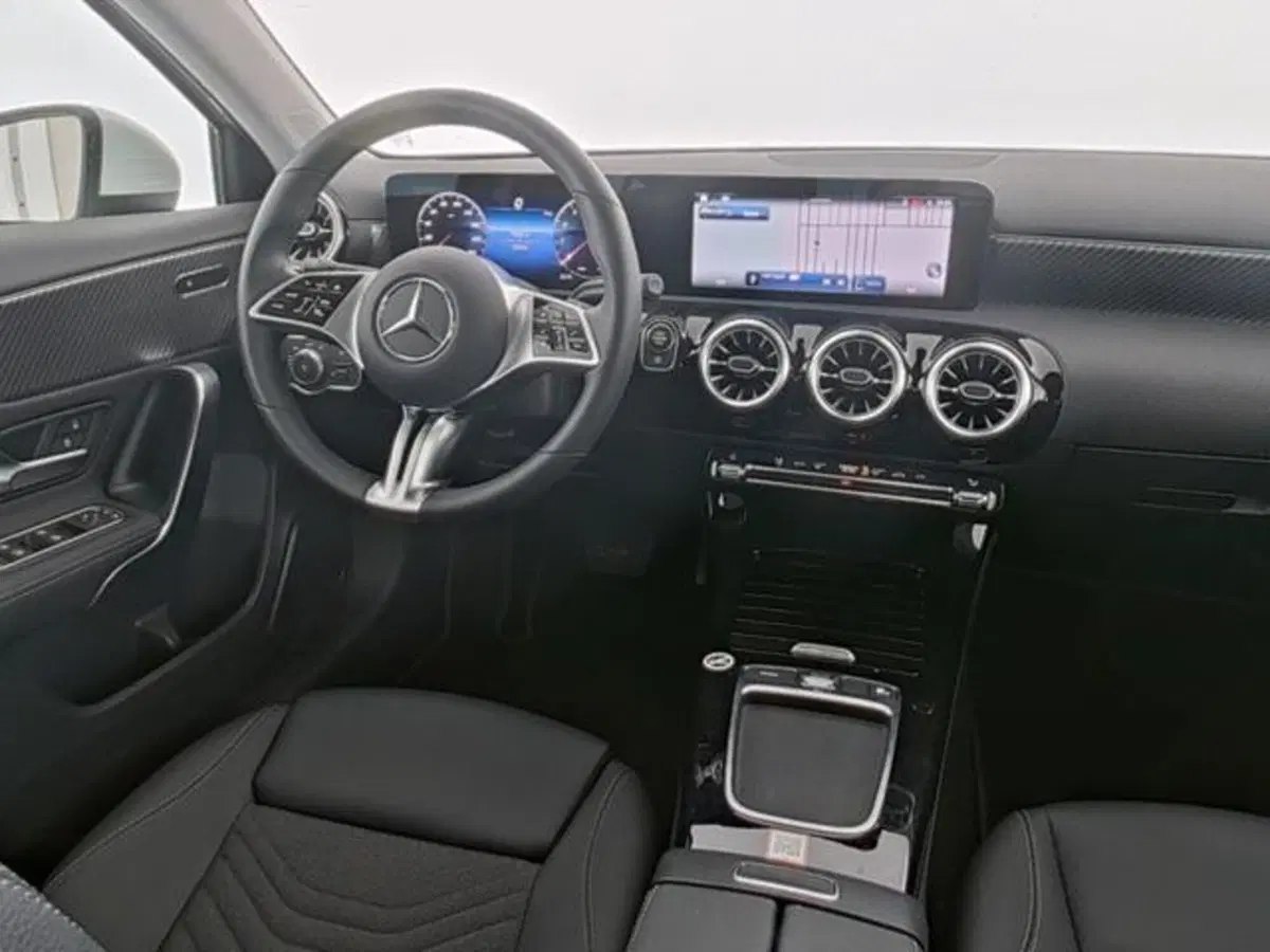 Mercedes-Benz Classe A usata a Milano (6)
