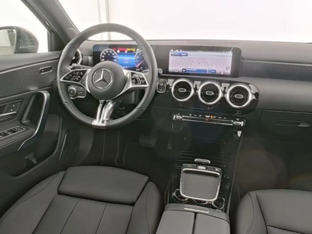 Mercedes-Benz Classe A usata a Milano (6)