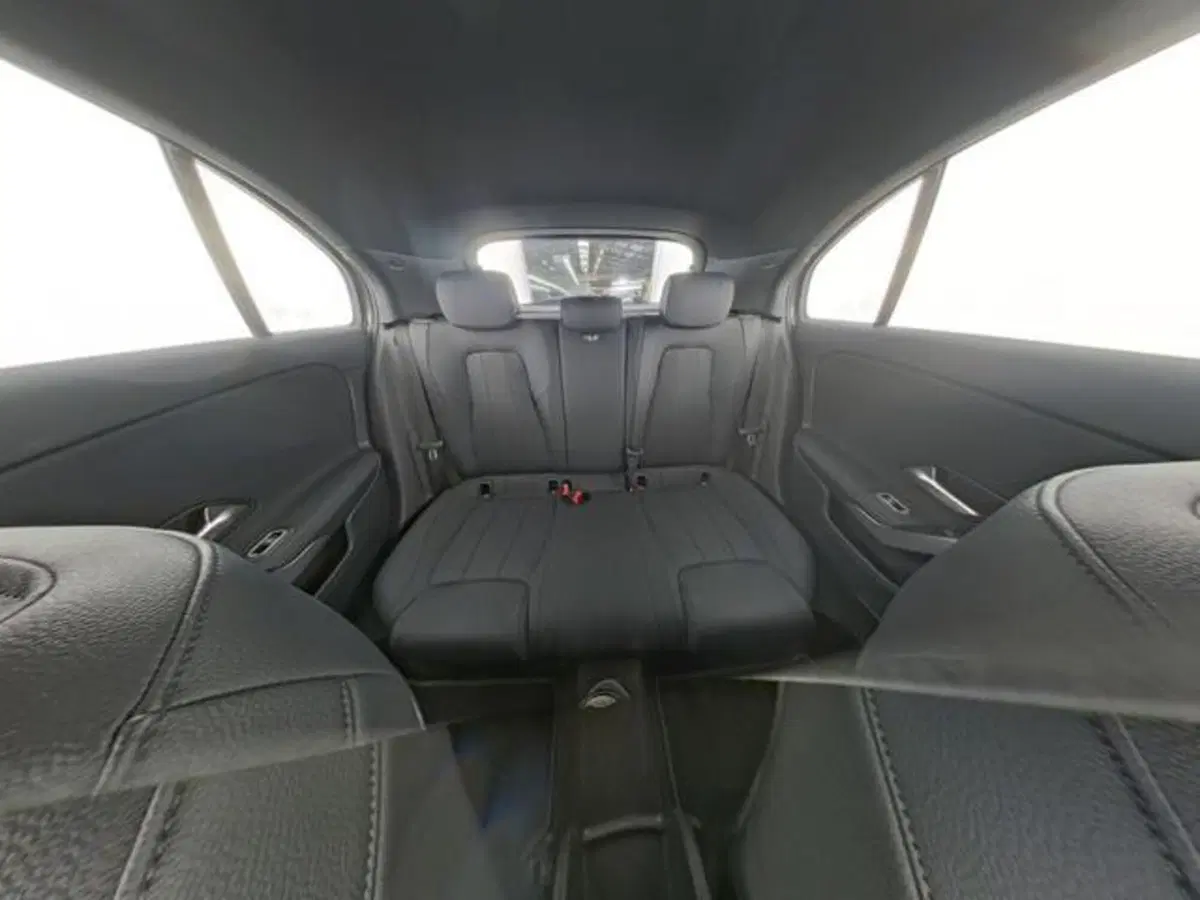 Mercedes-Benz Classe A usata a Milano (8)