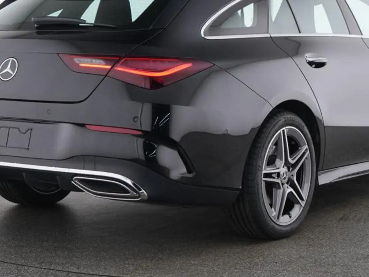 Mercedes-Benz CLA Shooting Brake usata a Milano (4)