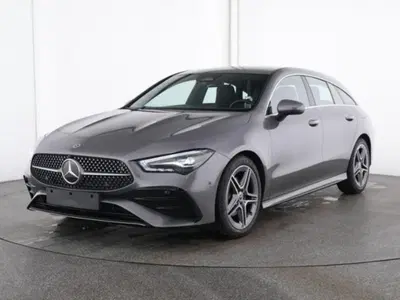 Mercedes-Benz CLA Shooting Brake 180 AMG Line Advanced Plus auto del 2025 usata a Magenta