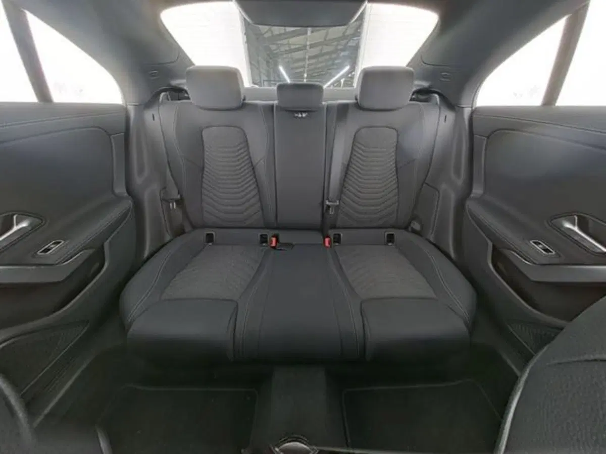 Mercedes-Benz CLA usata a Milano (7)