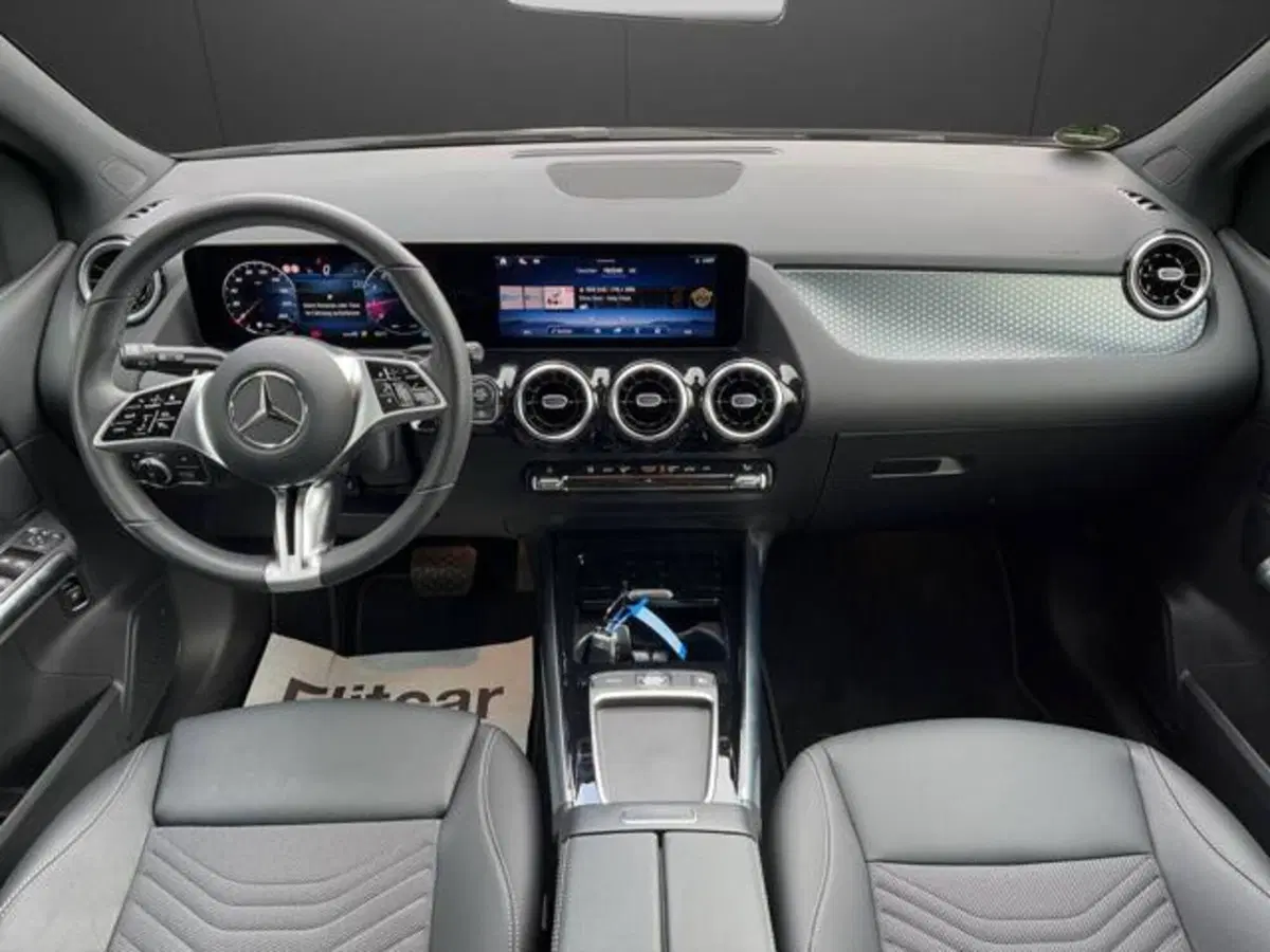 Mercedes-Benz Classe B usata a Milano (14)
