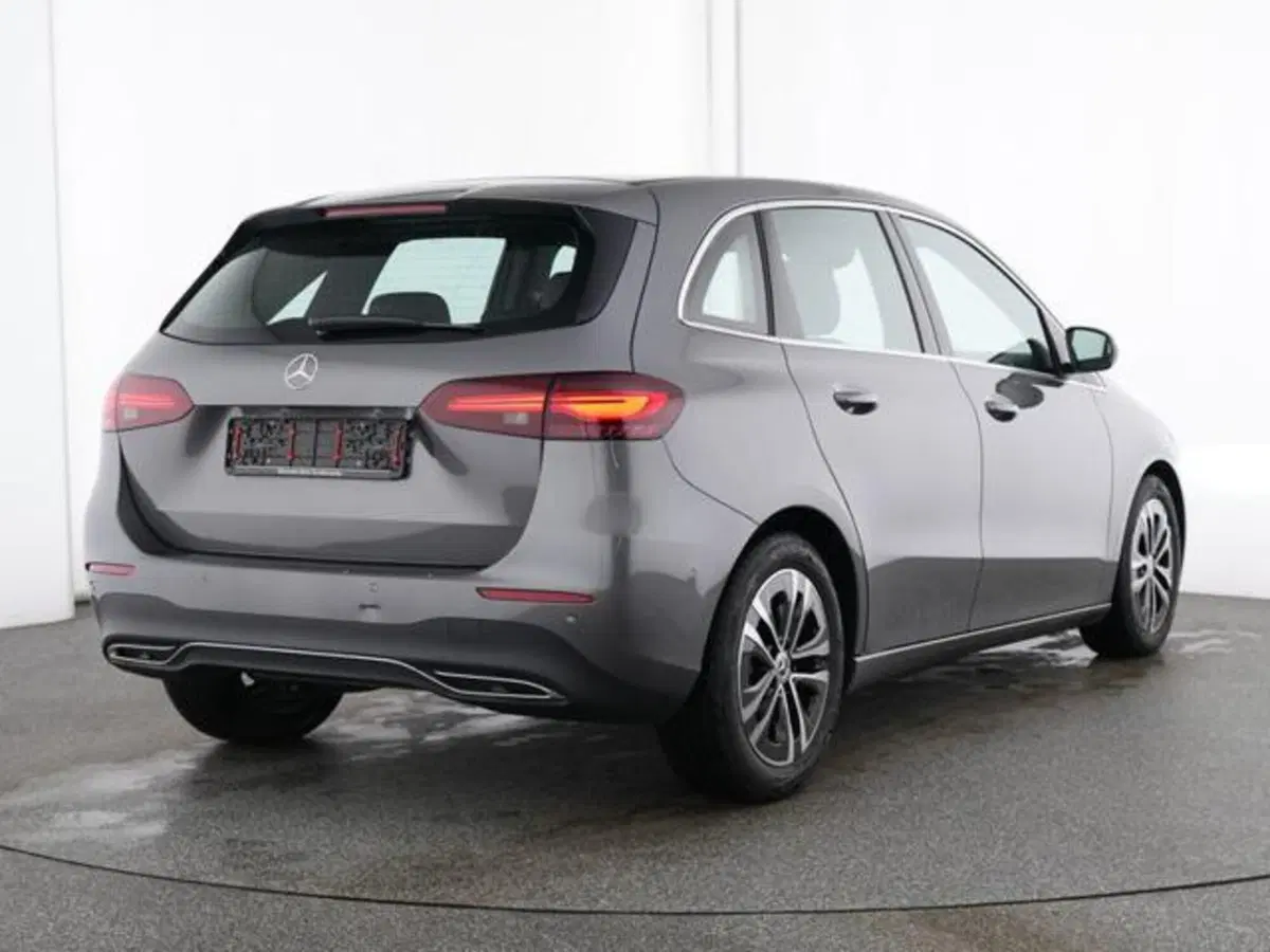 Mercedes-Benz Classe B usata a Milano (2)