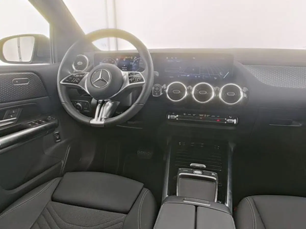 Mercedes-Benz Classe B usata a Milano (5)