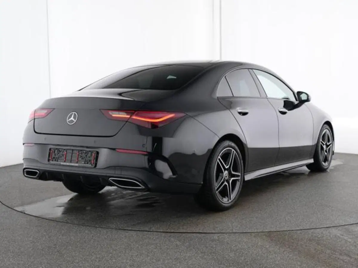 Mercedes-Benz CLA usata a Milano (2)
