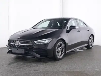 Mercedes-Benz CLA 180 Automatic Executive del 2025 usata a Magenta
