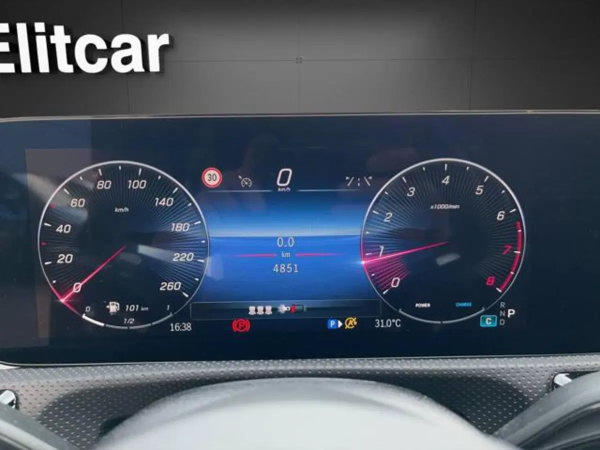 Mercedes-Benz CLA usata a Milano (15)