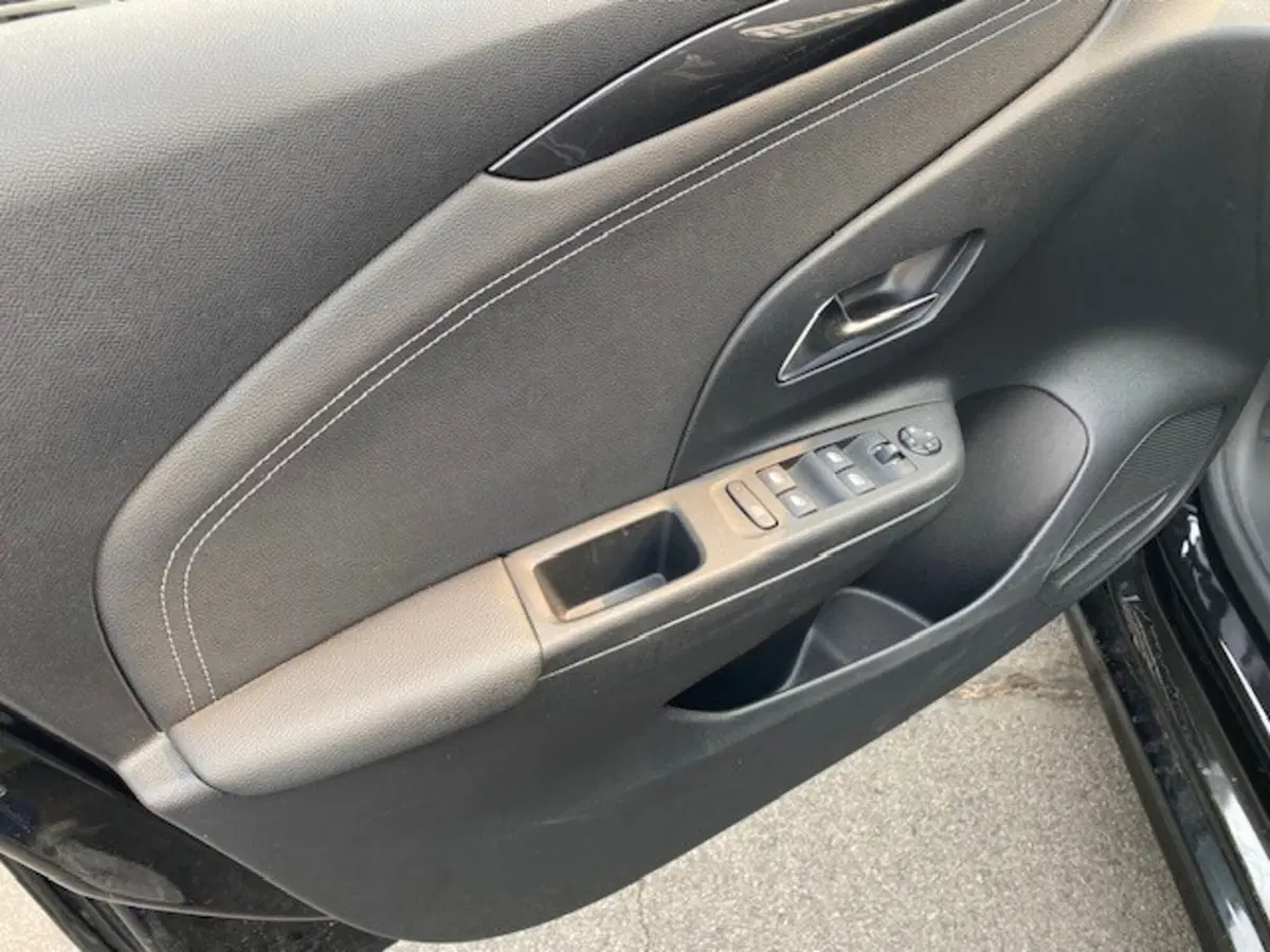 Opel Corsa usata a Catania (12)