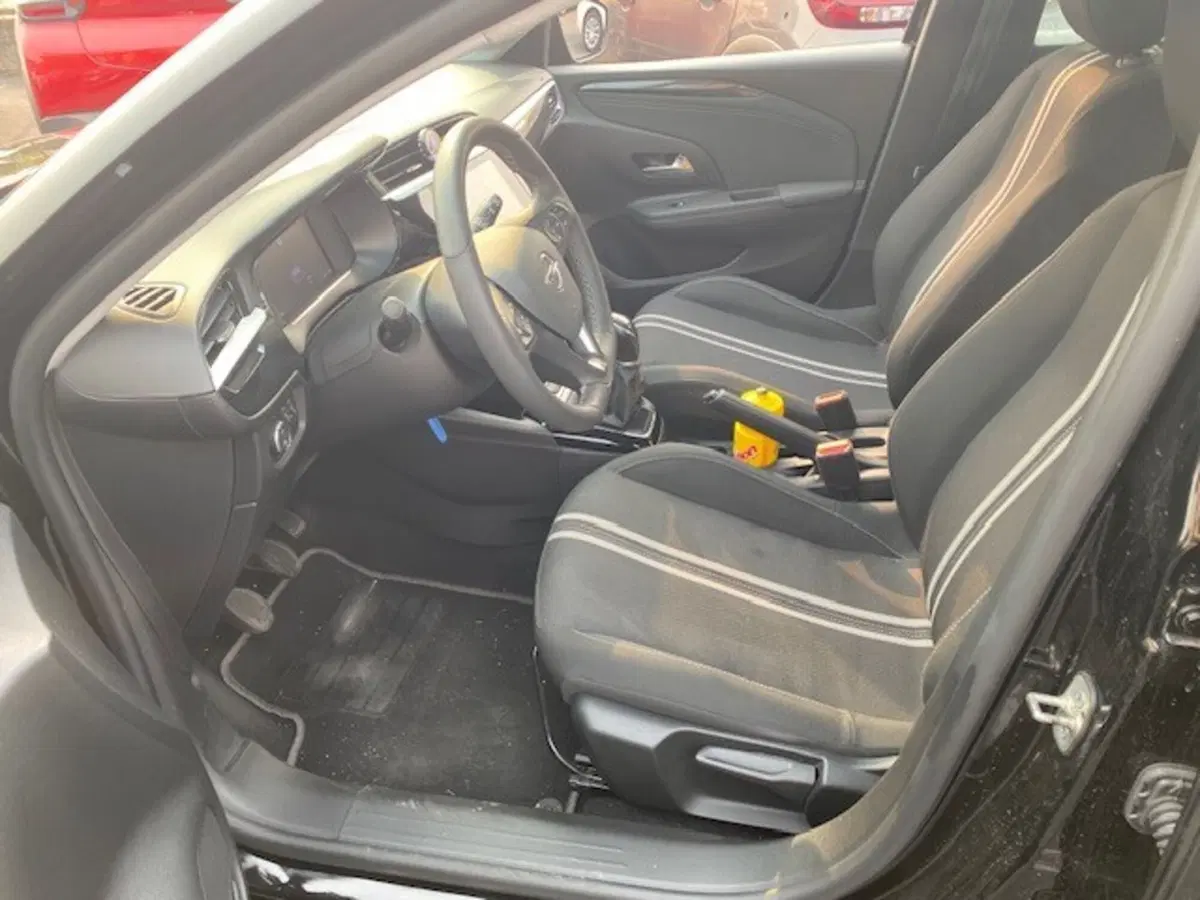 Opel Corsa usata a Catania (9)