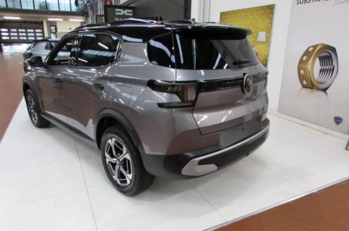 Citroen C3 Aircross nuova a Milano (4)