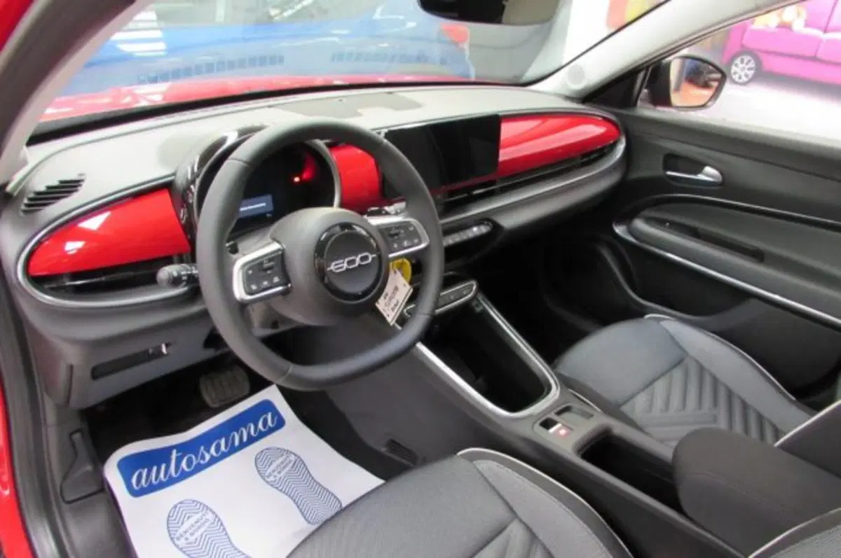 Fiat 600 nuova a Milano (8)