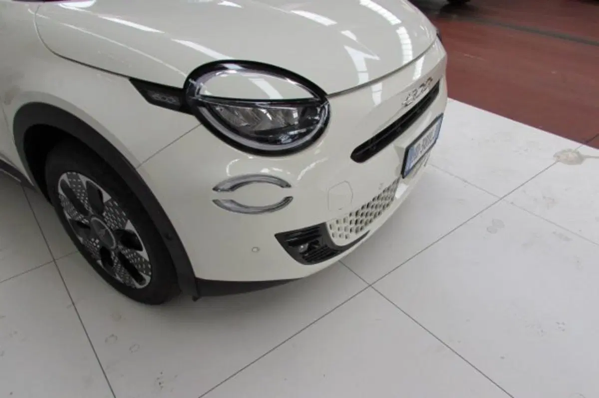 Fiat 600 nuova a Milano (17)
