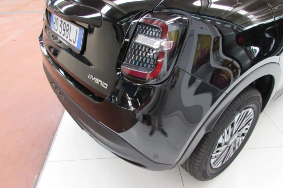 Fiat 600 nuova a Milano (15)
