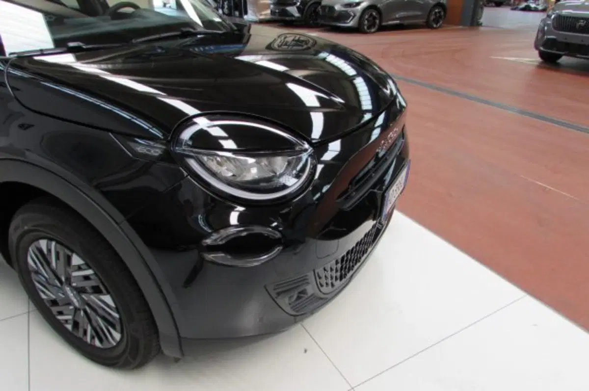 Fiat 600 nuova a Milano (17)