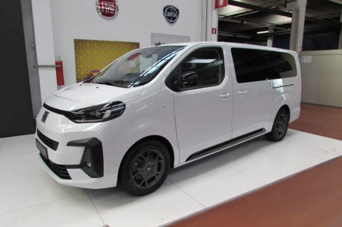 Fiat Ulysse nuova a Milano (2)