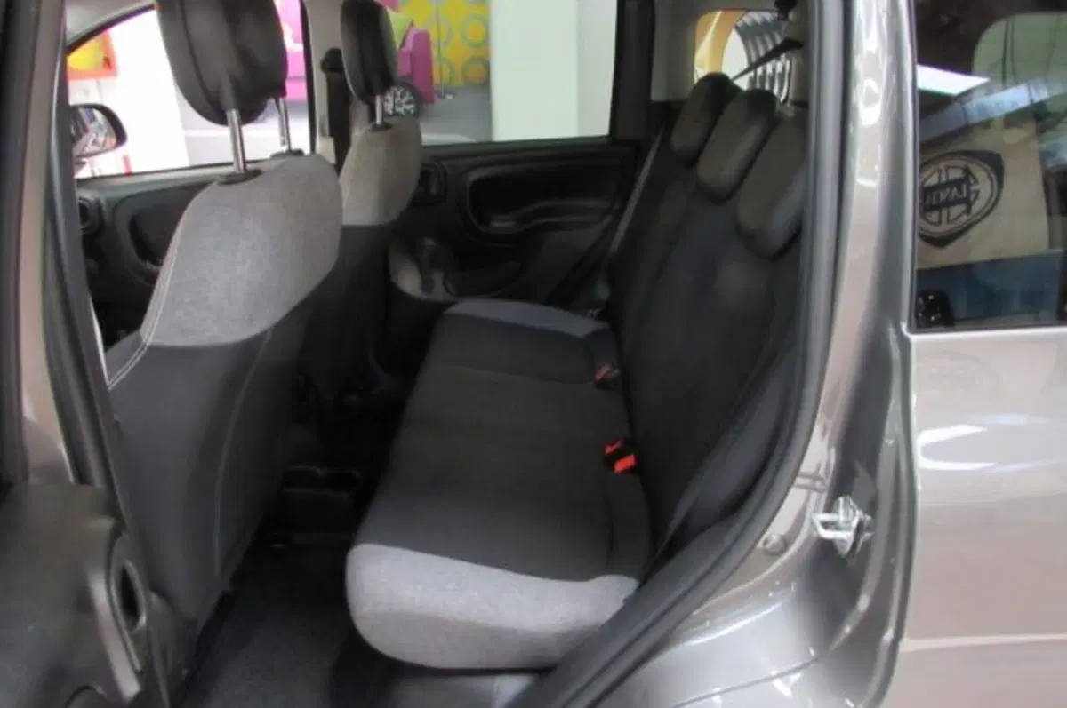 Fiat Panda usata a Milano (14)
