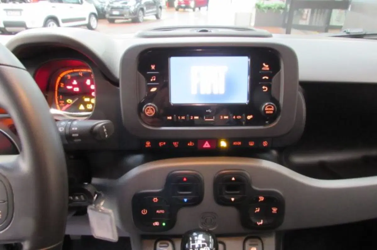 Fiat Panda usata a Milano (9)