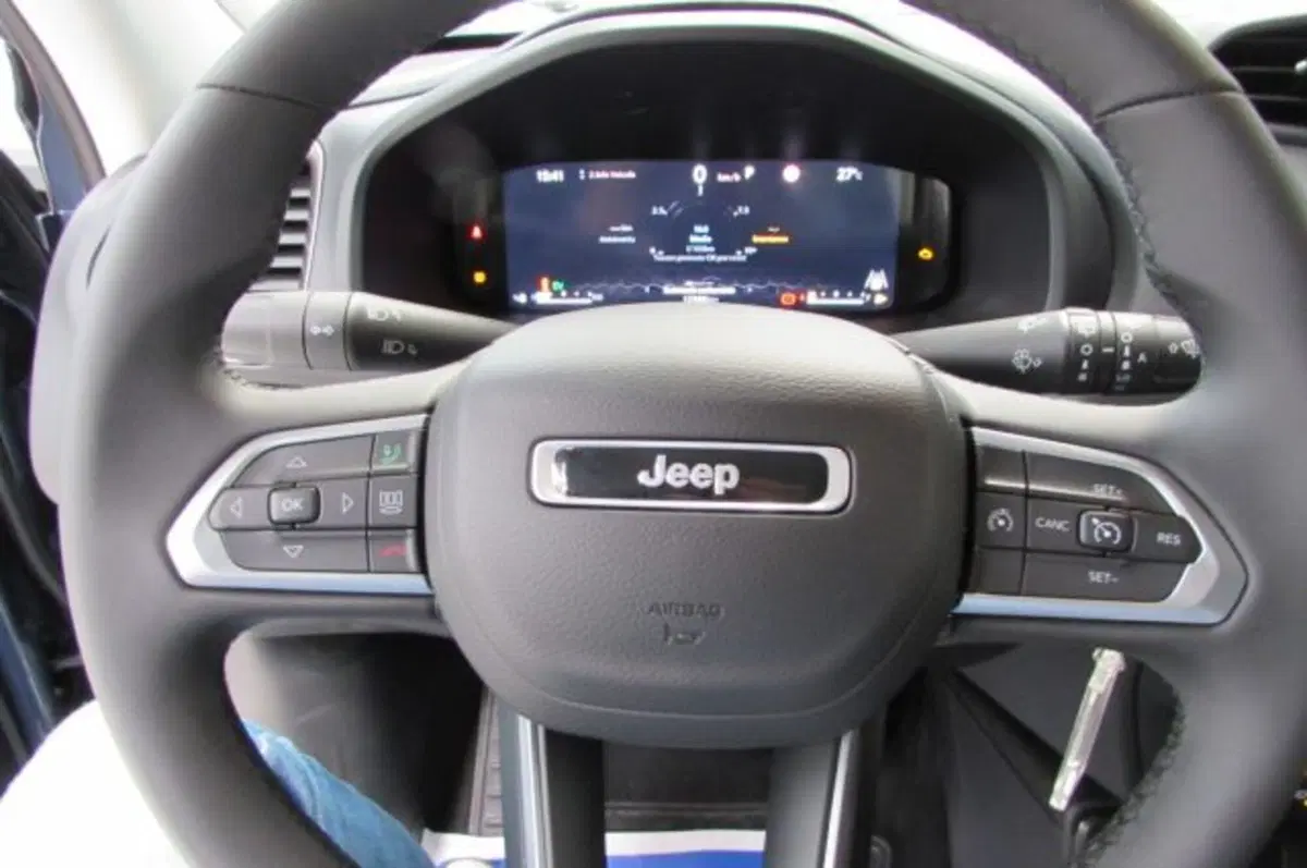 Jeep Renegade usata a Milano (13)