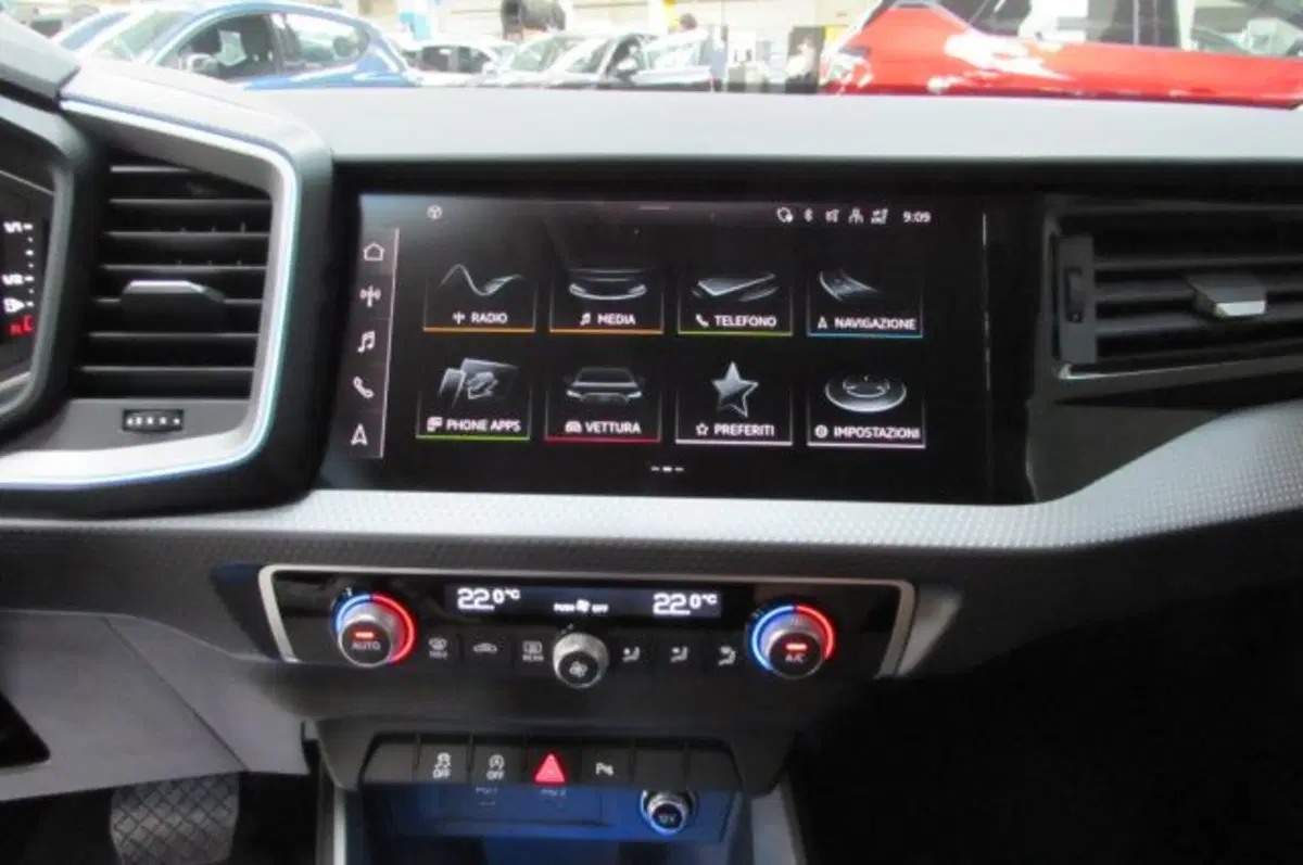 Audi A1 Sportback nuova a Milano (10)