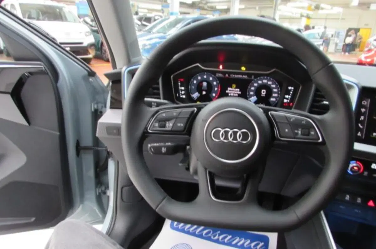 Audi A1 Sportback nuova a Milano (12)