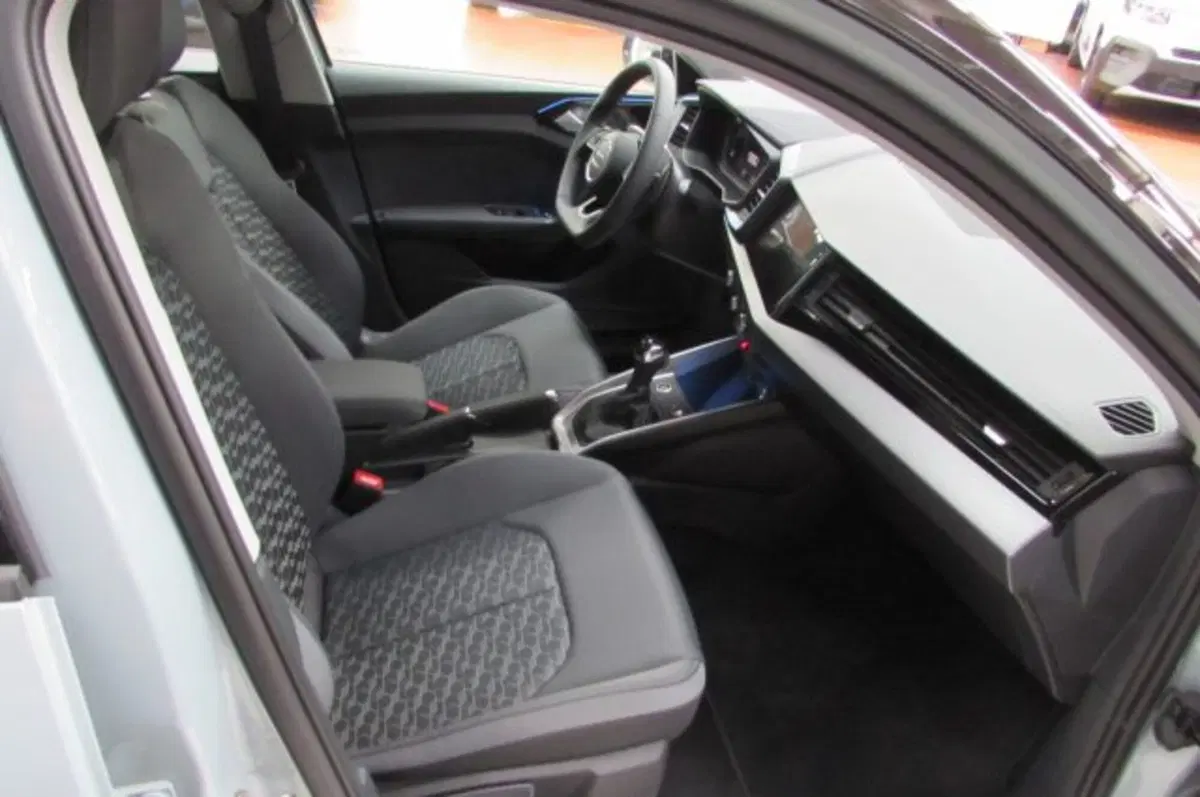 Audi A1 Sportback nuova a Milano (16)