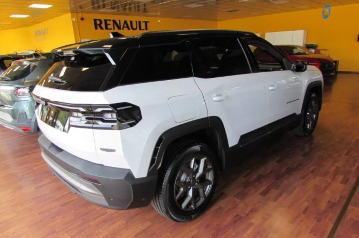 Jeep Compass nuova a Milano (4)