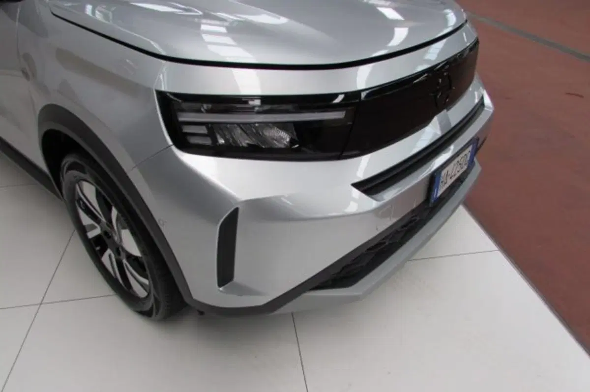 Opel Frontera usata a Milano (18)