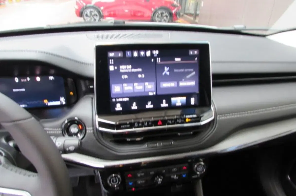 Jeep Compass usata a Milano (9)