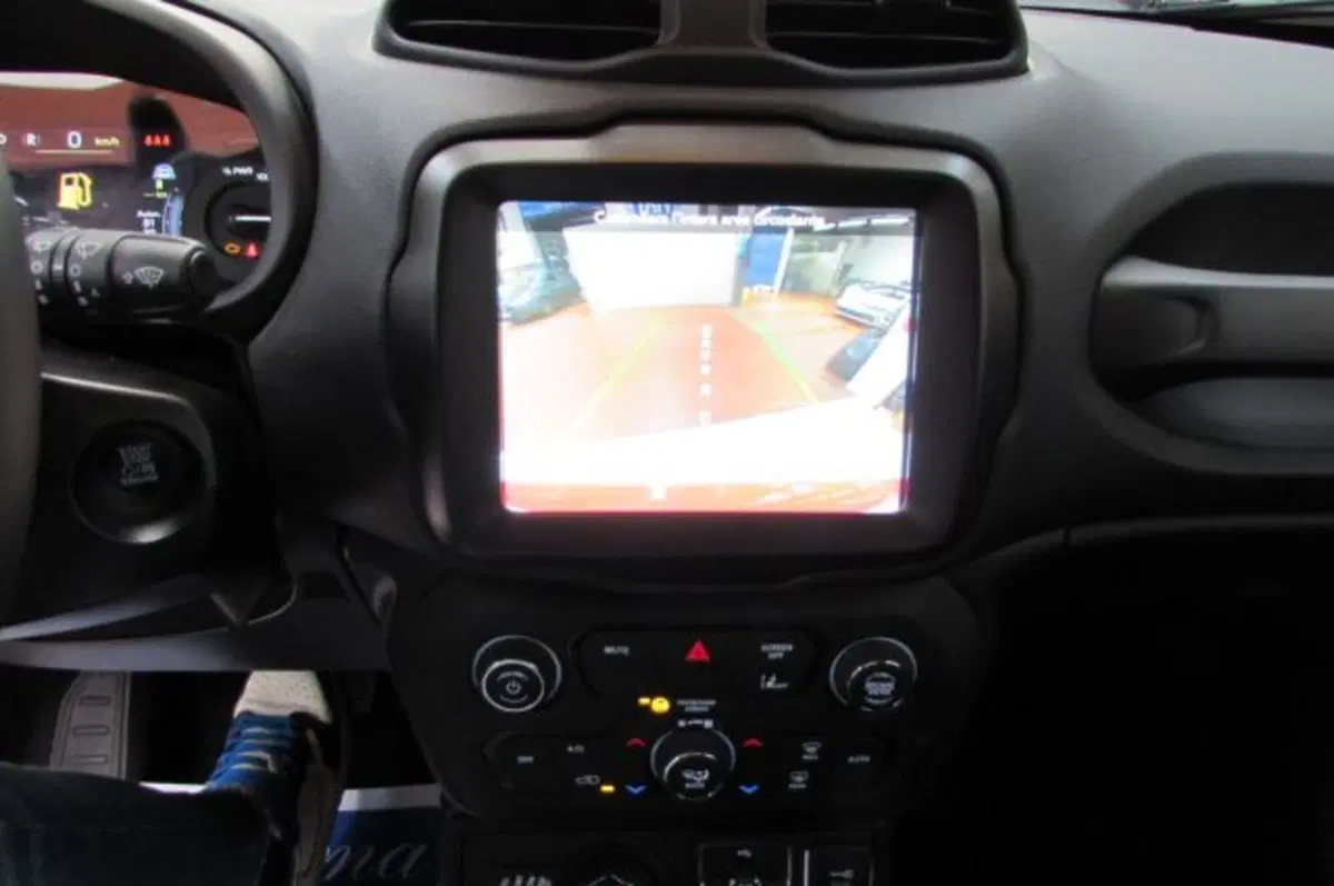 Jeep Renegade usata a Milano (10)