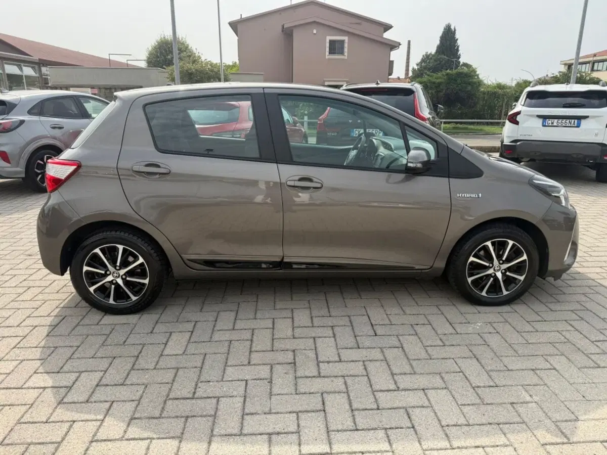 Toyota Yaris usata a Firenze (4)
