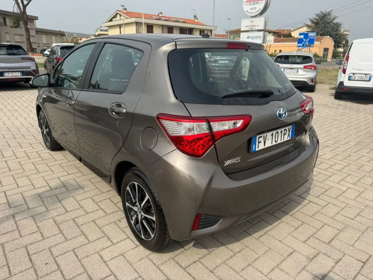 Toyota Yaris usata a Firenze (7)