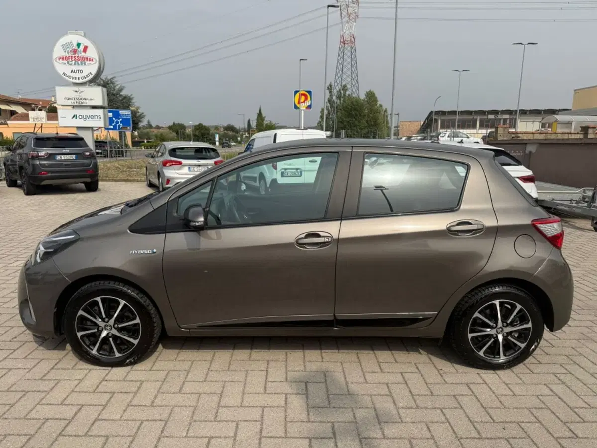 Toyota Yaris usata a Firenze (8)