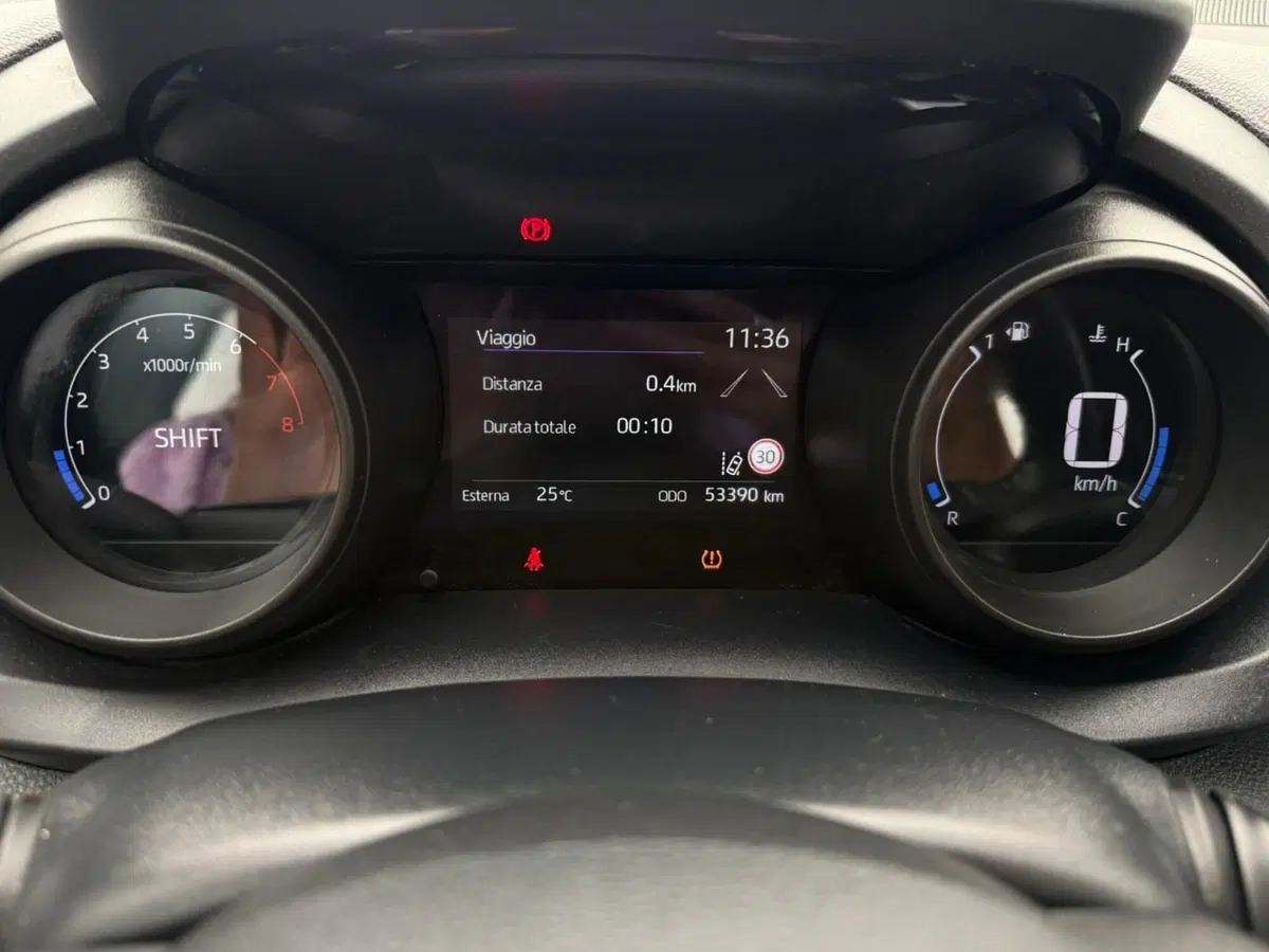 Toyota Yaris usata a Piacenza (11)