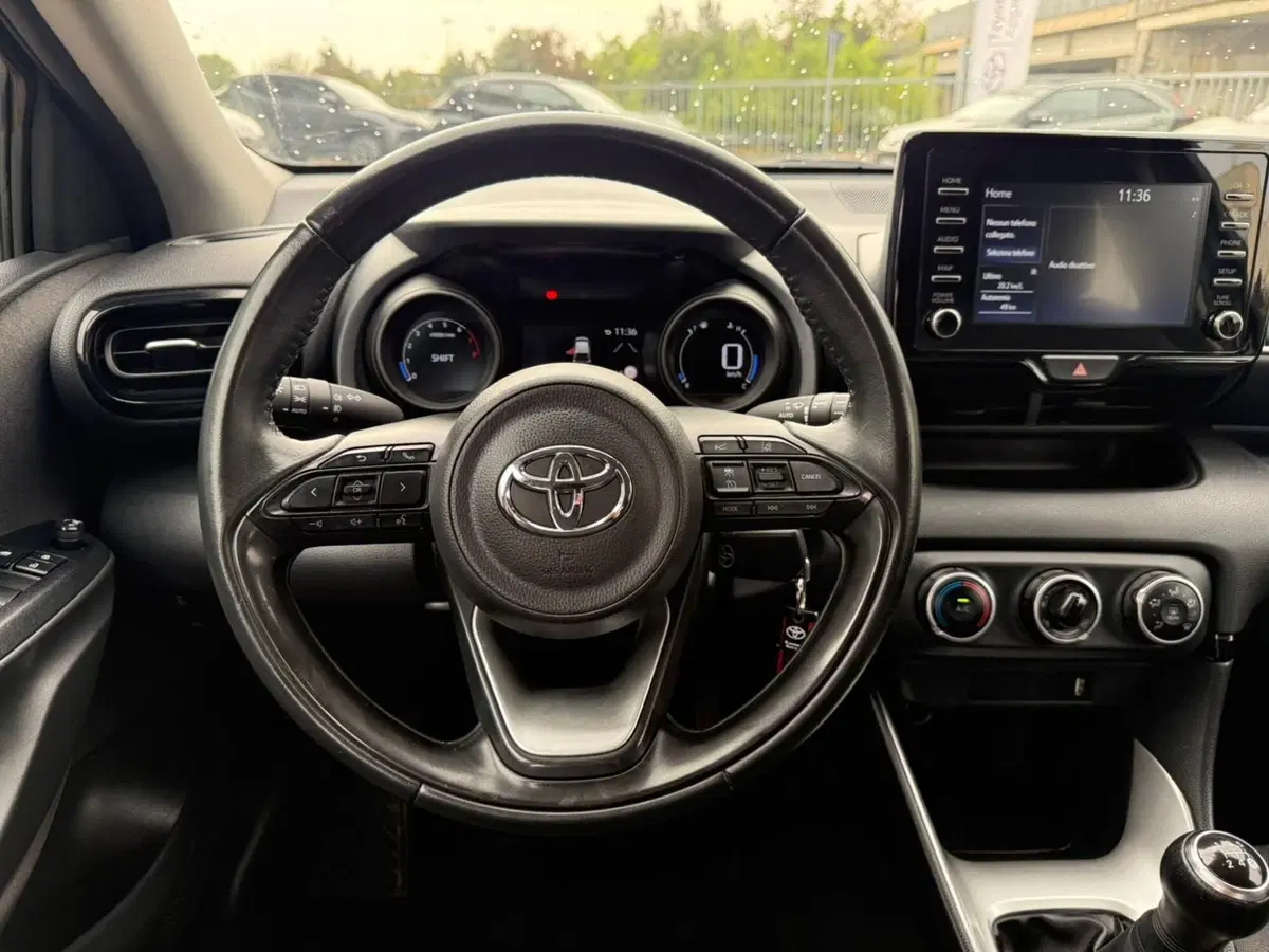 Toyota Yaris usata a Piacenza (12)