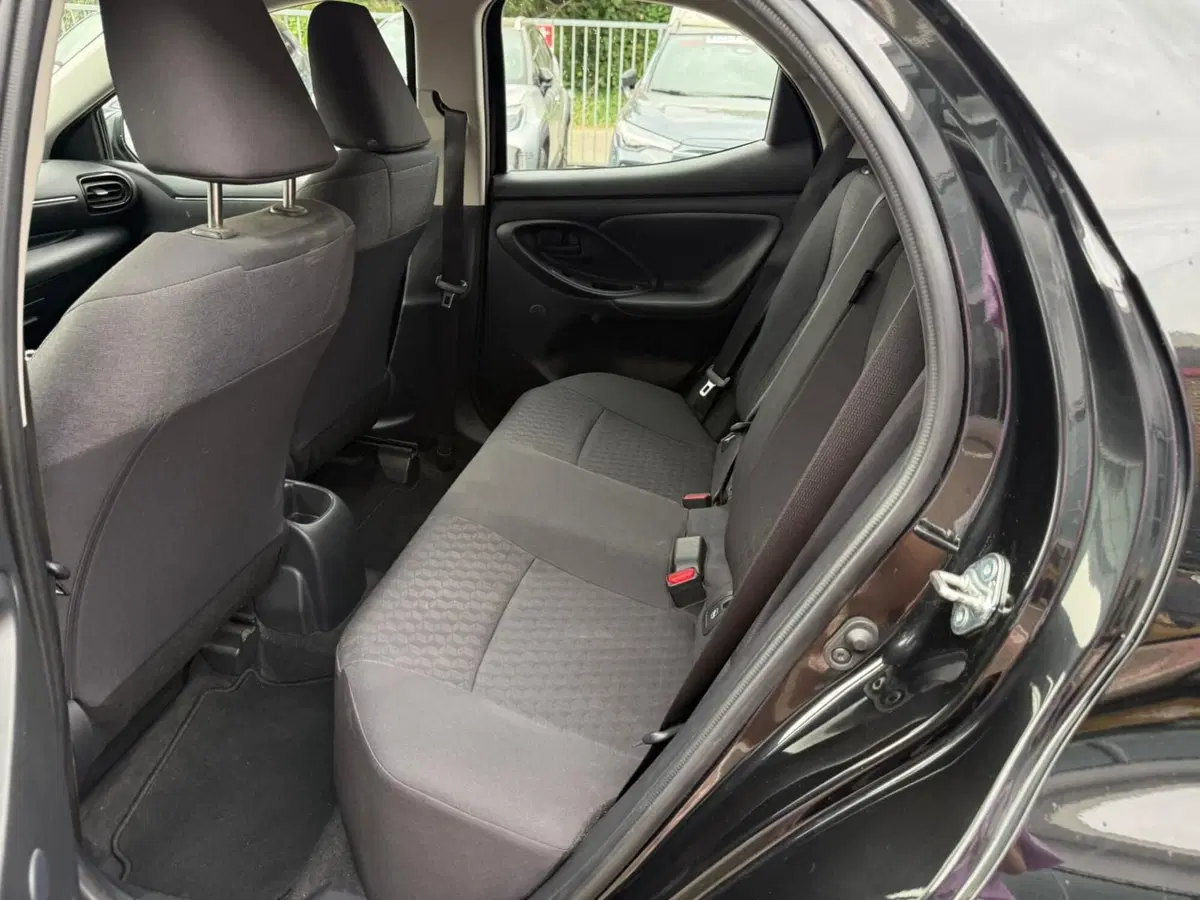 Toyota Yaris usata a Piacenza (14)