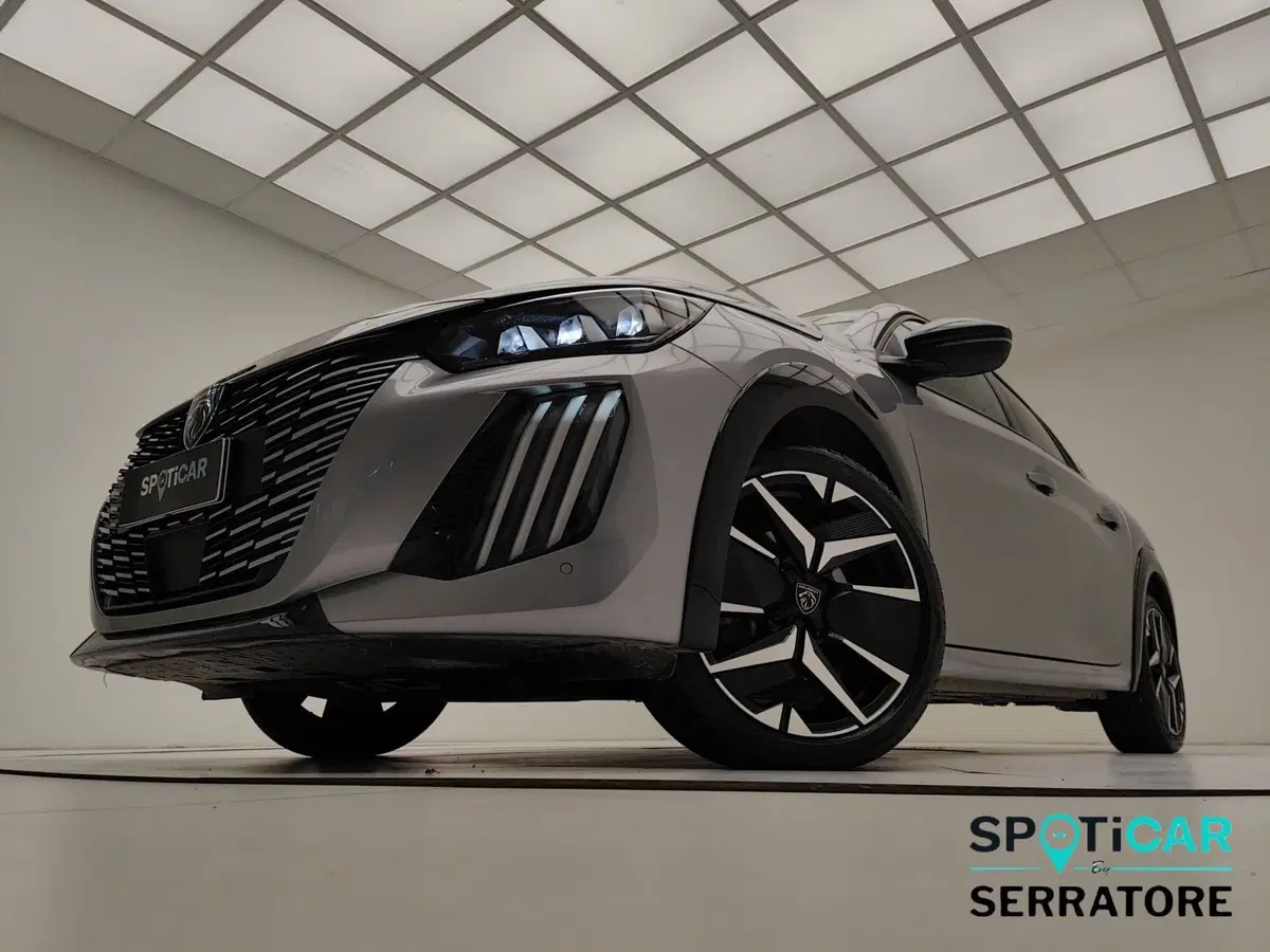 Peugeot 208 usata a Como (14)