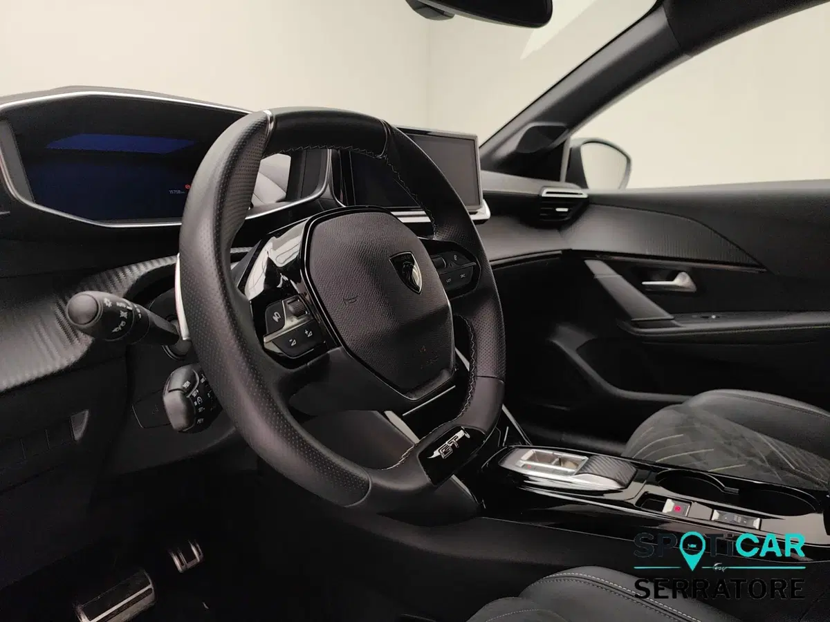 Peugeot 208 usata a Como (9)