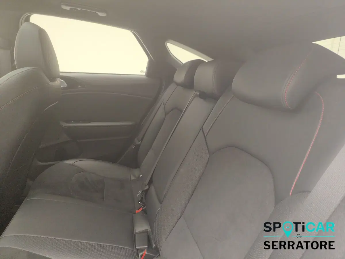Kia ProCeed usata a Como (13)