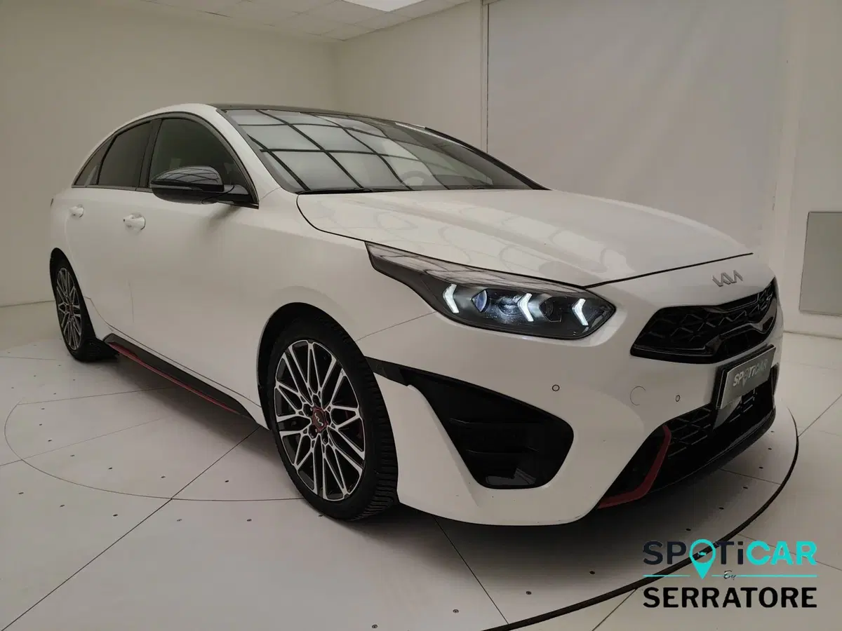 Kia ProCeed usata a Como (3)