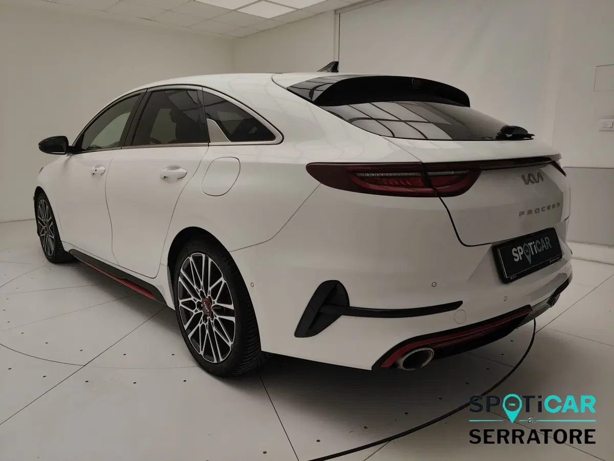 Kia ProCeed usata a Como (4)